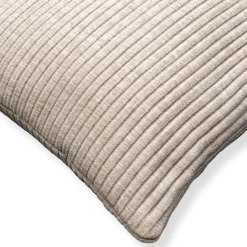 Pyntepude 45x45 cm - Sandfarvet sofapude med fløjls look - Blød pude til sofaen - Borg Living