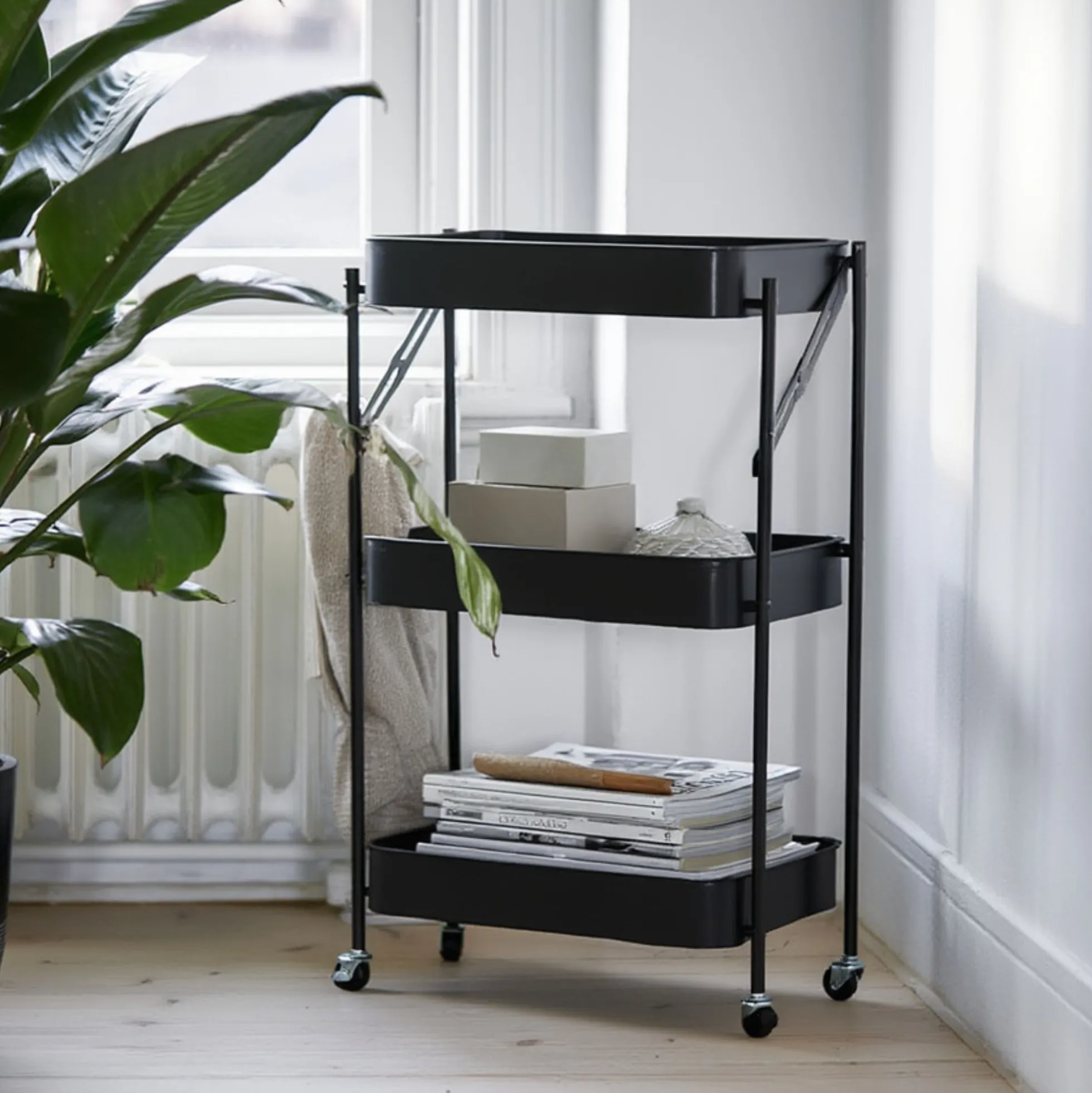 Rullevogn på hjul med 3 kurve - 78x45x30 cm - Sort metalvogn - Nem opbevaring