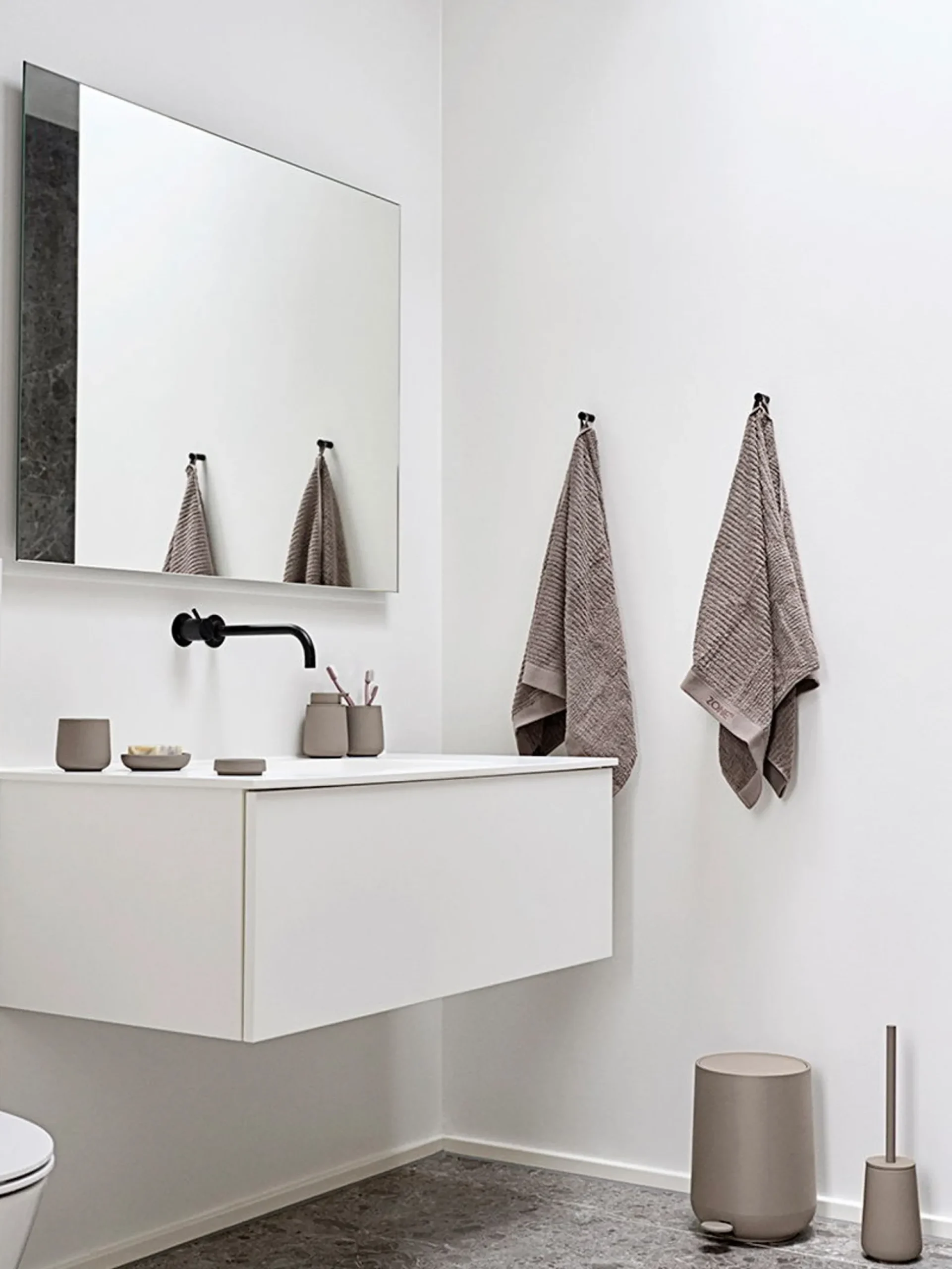 Sæbedispenser - Zone Denmark - Nova One Taupe