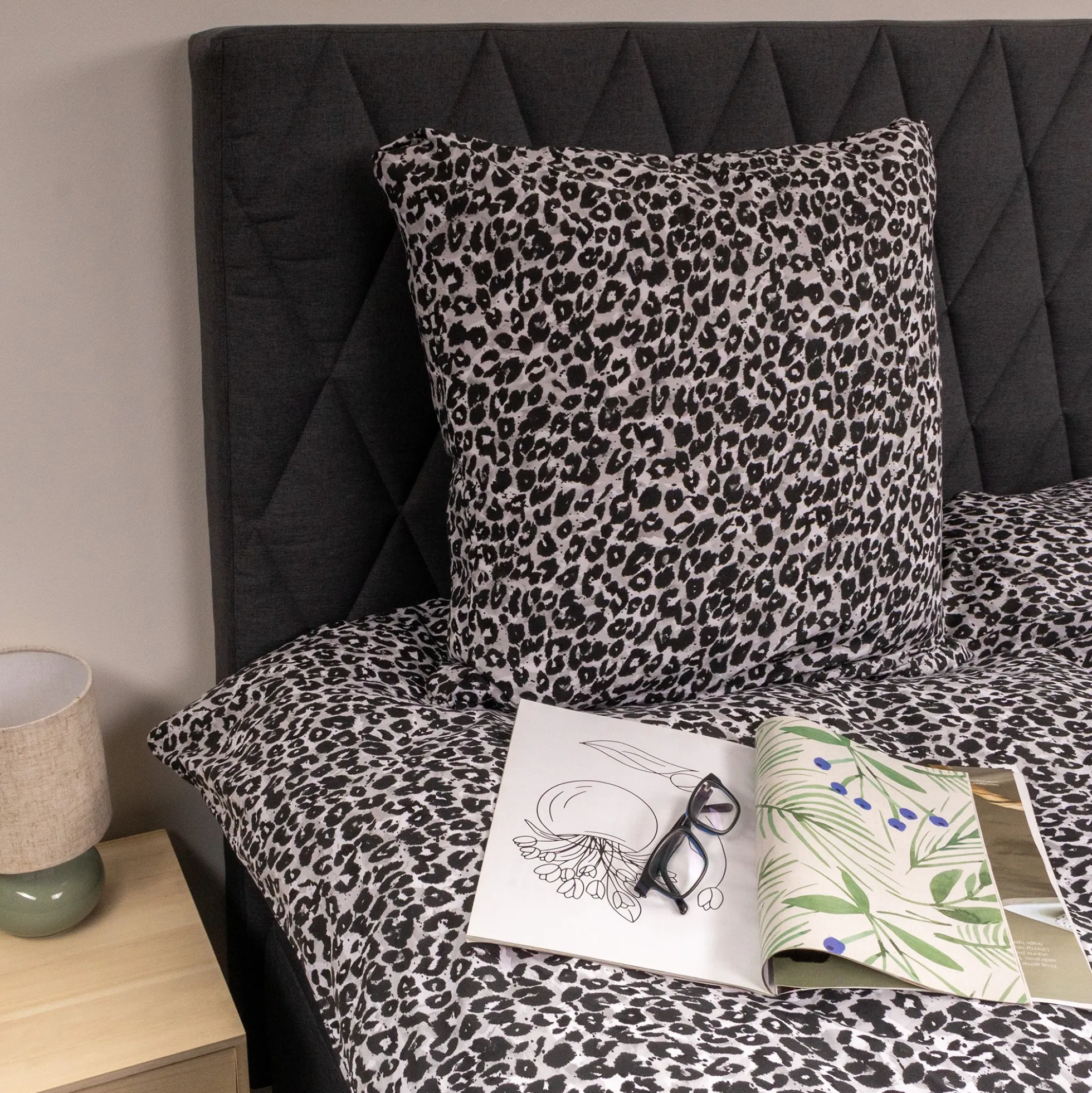 Sengetøj 140x200 cm - 100% bomuld - Leopard print