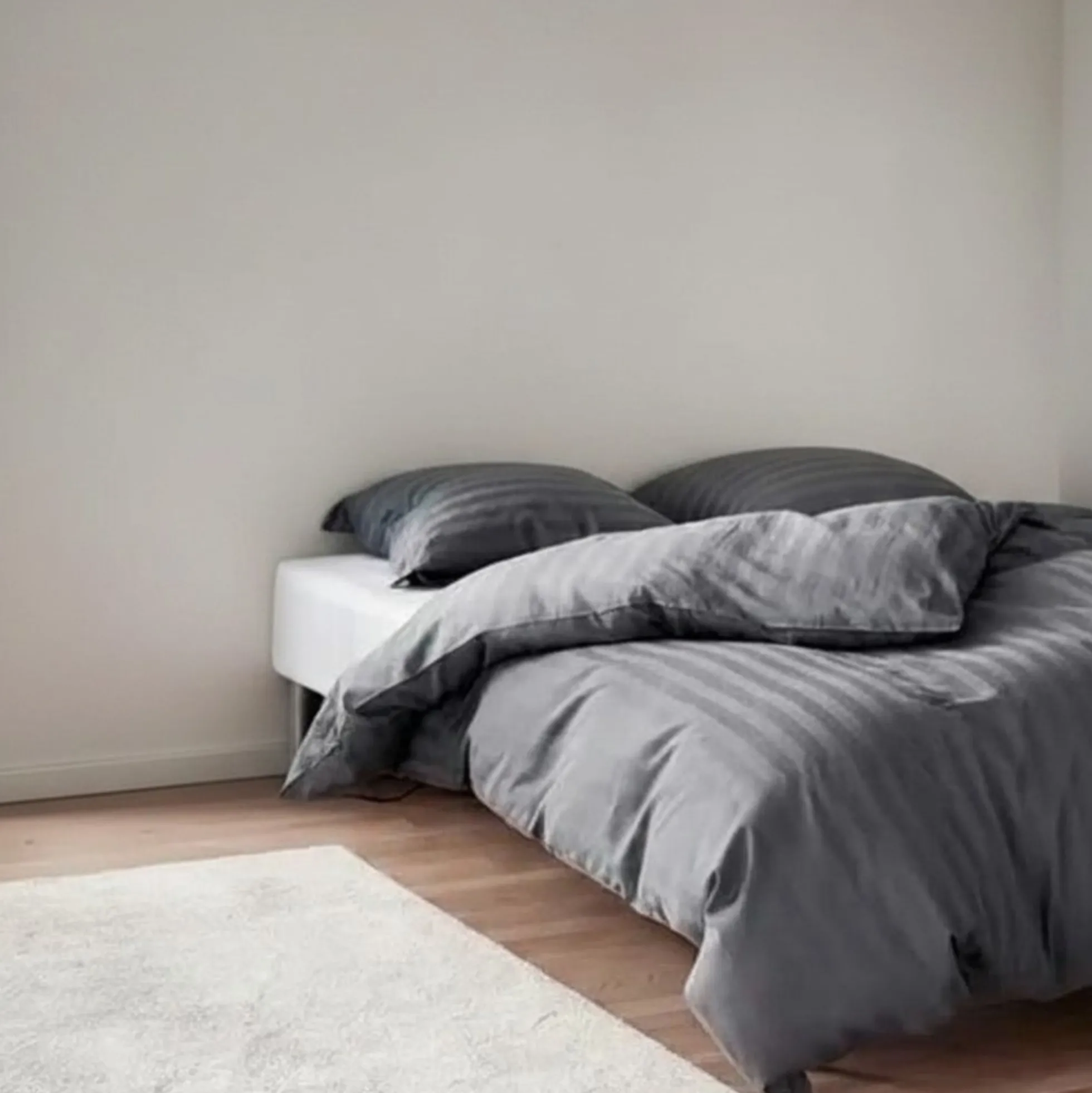 Sengetøj 140x220 cm - 100% bomuldssatin - Høie Of Scandinavia - London Grå