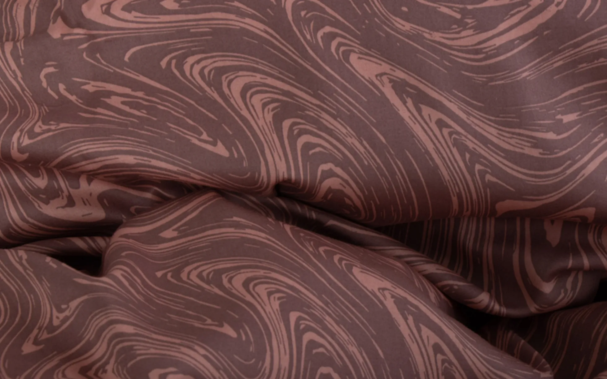 Sengetøj 140x220 cm - Bomuldssatin - Mørk rosa marble print