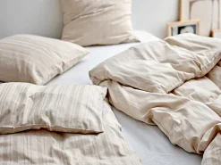 Sengetøj 140x220 cm - 100% Damaskvævet bomuldssatin - Södahl Noble - Beige
