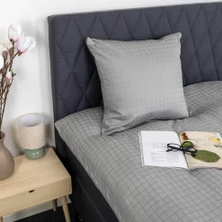 Sengetøj 140x220 cm - GOTS certificeret økologisk bomuldssatin - Grå jacquardvævede tern