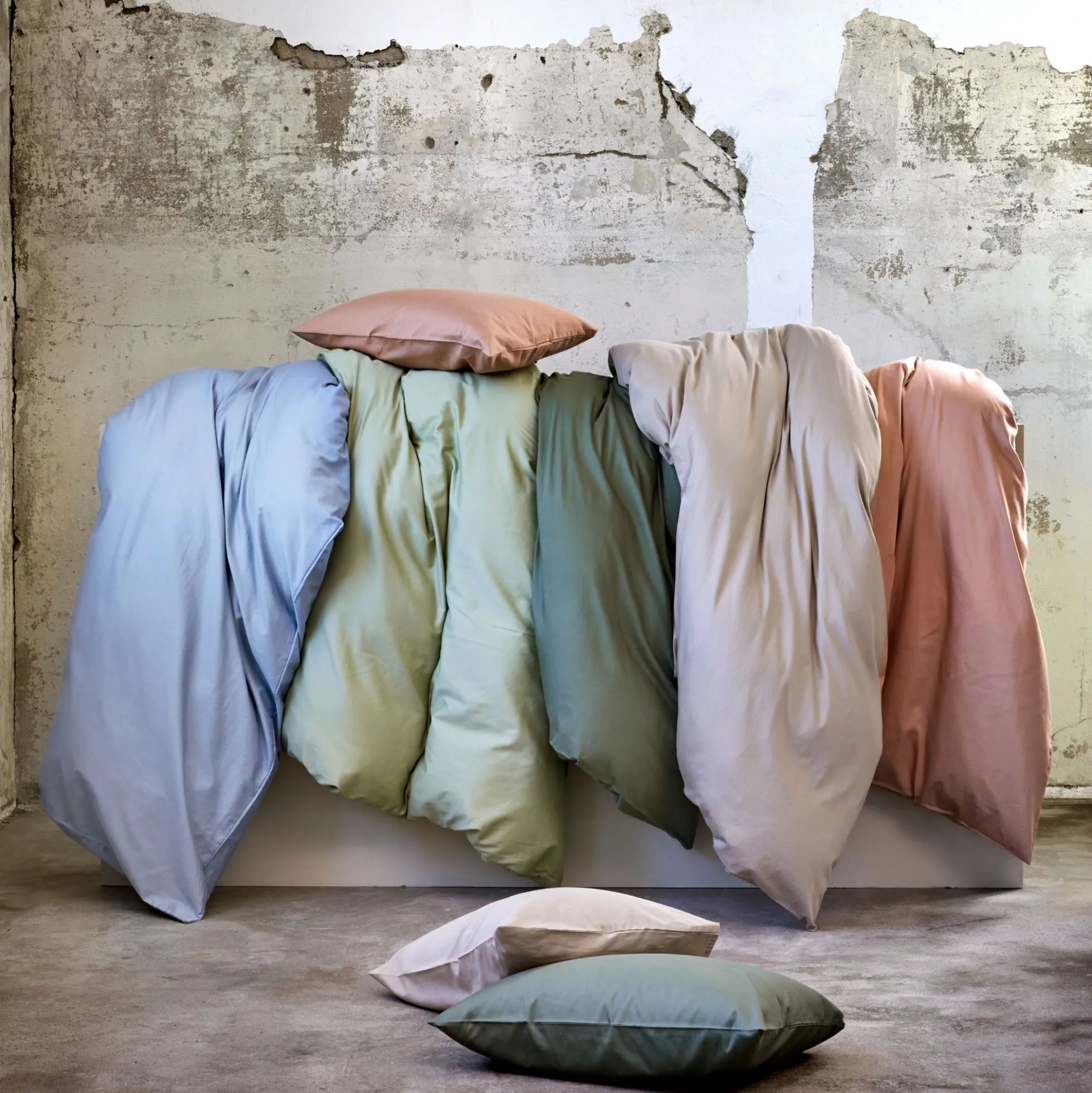 Sengetøj 140x220 cm - Stonewashed bomuldssatin - Høie of Scandinavia - Harmoni Light Green