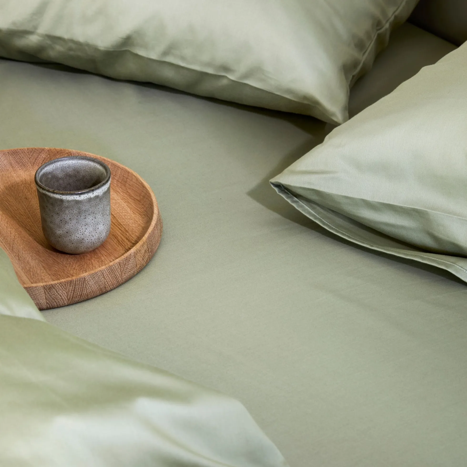 Sengetøj 140x220 cm - Stonewashed bomuldssatin - Høie of Scandinavia - Harmoni Light Green