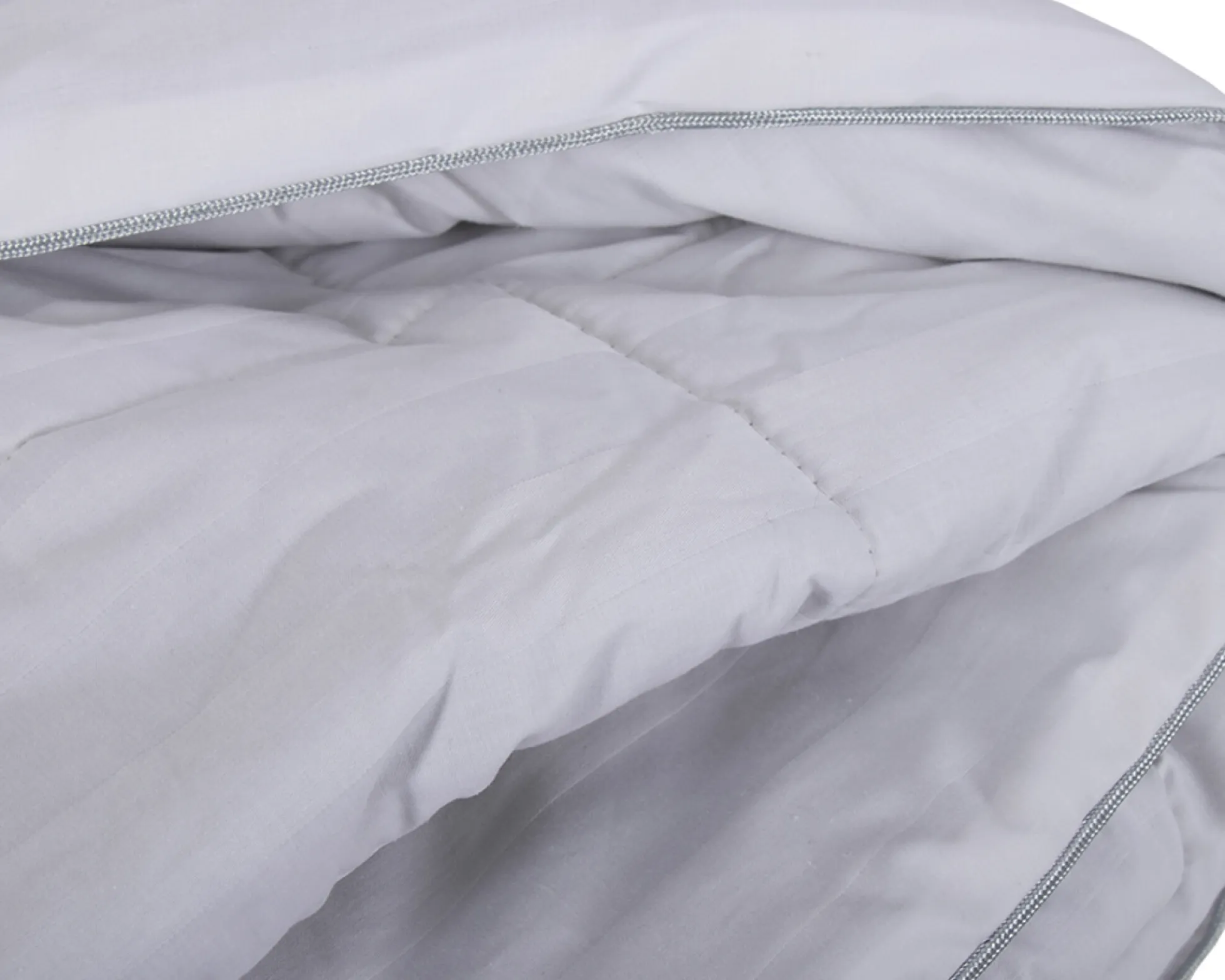 Silkedyne med 100% Mulberry silkefyld - Temperaturregulerende helårsdyne - 150x210 cm - Borg Living