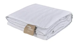 Silkedyne med 100% Mulberry silkefyld - Temperaturregulerende helårsdyne - 140x220 cm - Borg Living
