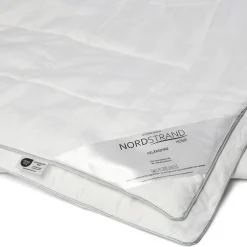 Silkedyne - 100% mulberry silkefyld - Temperaturregulerende dyne - 140x200 cm - Nordstrand Home helårsdyne