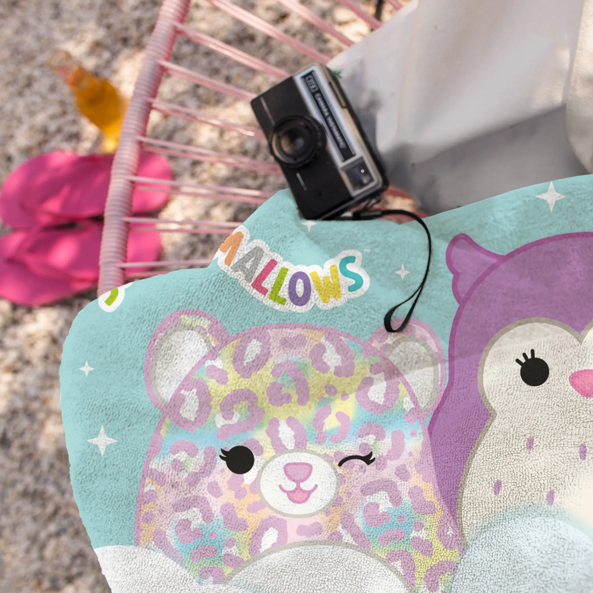Squishmallows håndklæde - 70x140 cm - 100% bomuld - Blødt badehåndklæde med de populære bamser