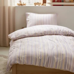 Stribet sengetøj - 100% bomuld - Babysengetøj 70x100 cm - Beige med lilla striber