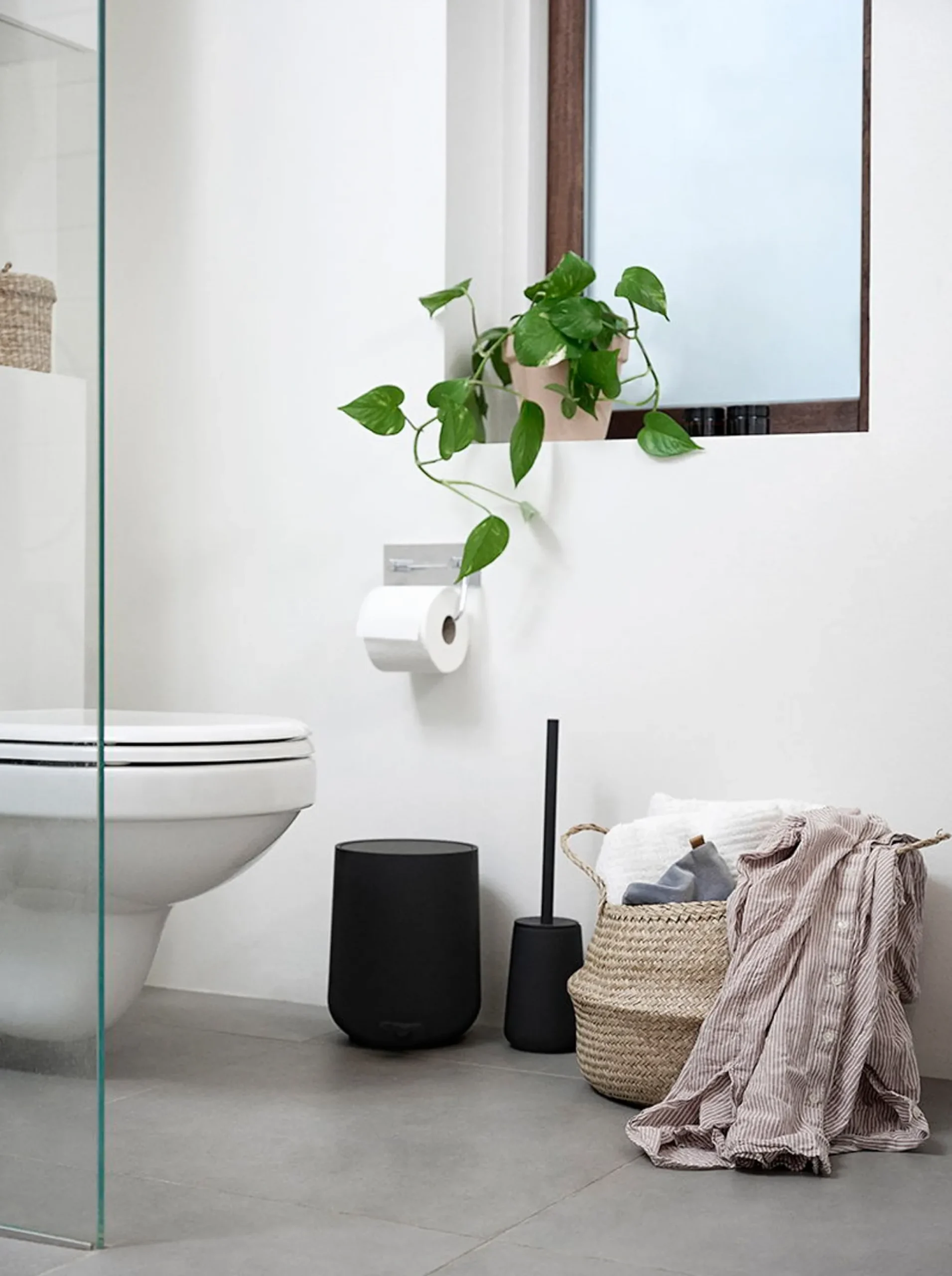 Toiletspand - 5L - Zone Denmark - Nova One Black pedalspand
