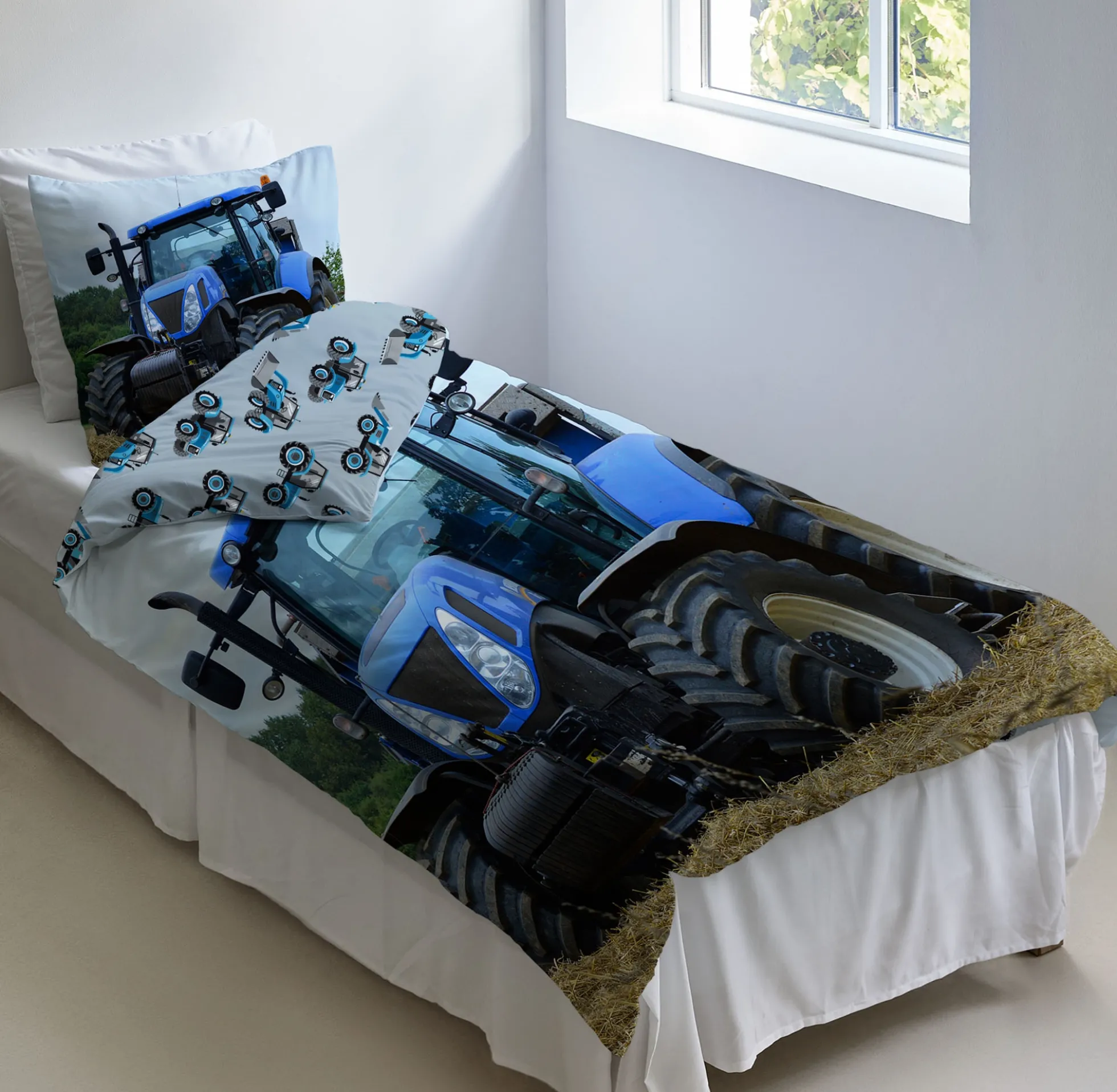 Traktor sengetøj - 100% bomuld - Børnesengetøj 140x200 cm - Blå traktor - Traktor med skovl på bagsiden