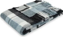 Uldplaid med finkæmmet uld - 130x200 cm - Blødt uldtæppe med flotte blå tern - By Borg plaid