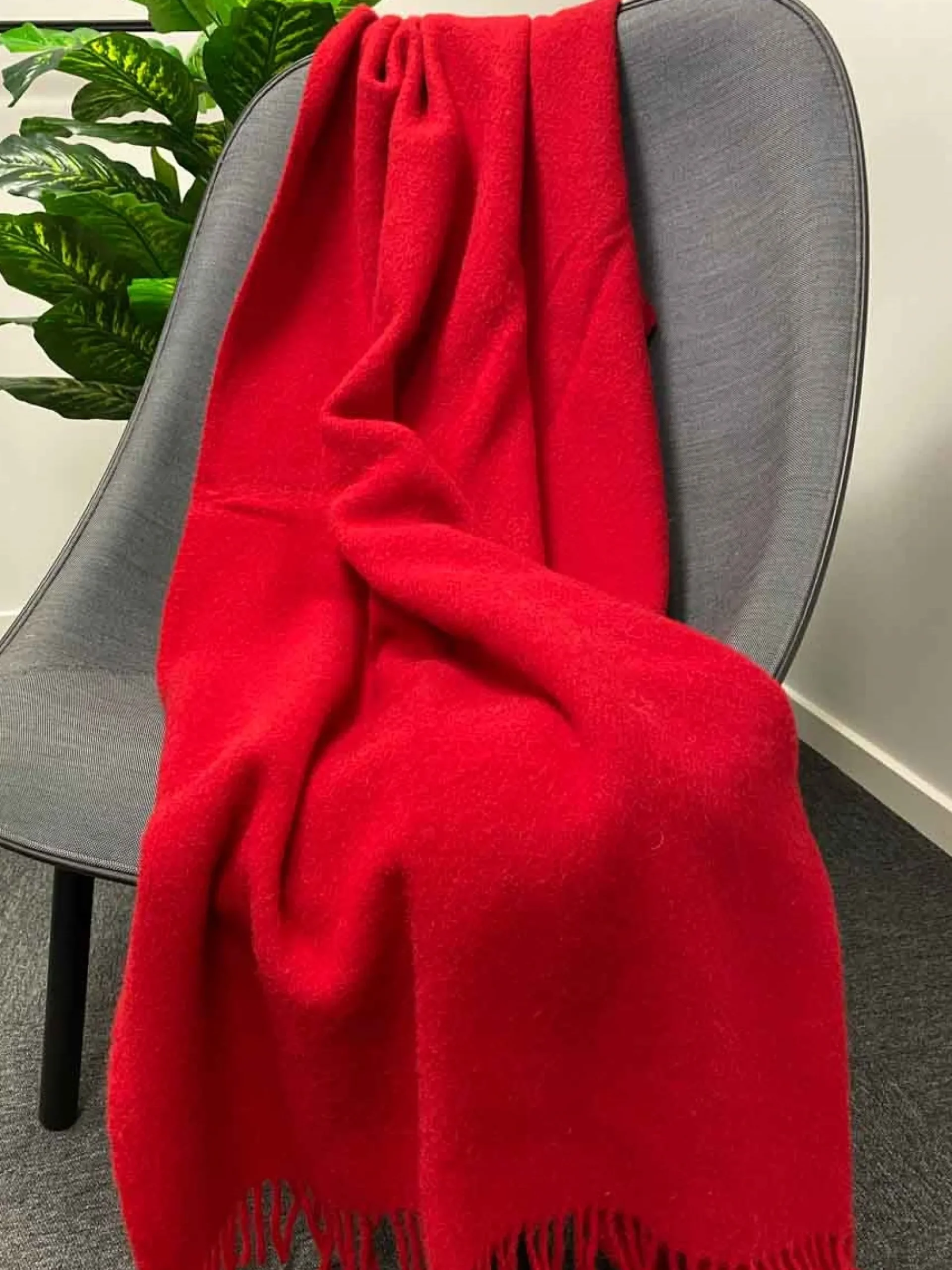 Uldplaid 130x200 cm - 100% Ren ny uld - Solid rød