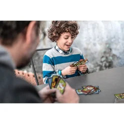 UNO Minecraft kortspil - familiespil med 112 kort og Creeper-regel - fra 7 år
