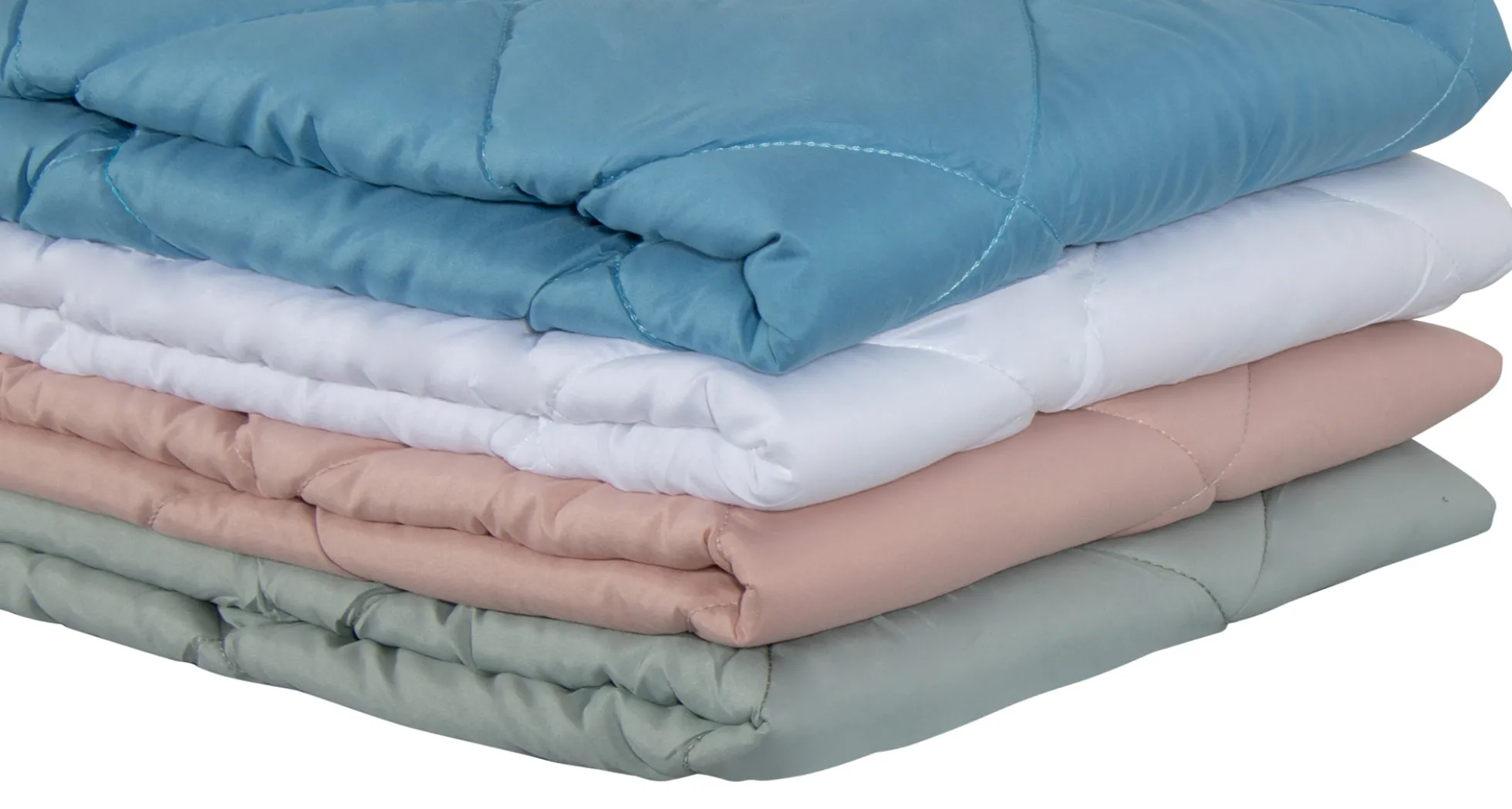 Vattæppe - 140x200 cm - Støvet rosa fiber sommerdyne af fibervat - Quiltet tæppe - IN Style